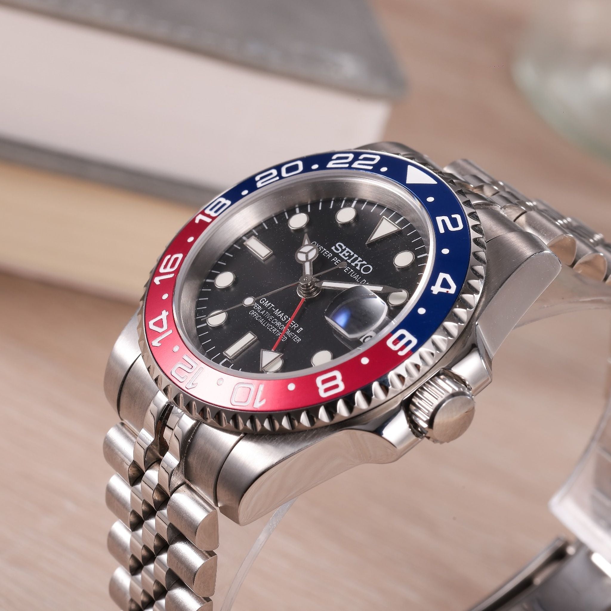S·LAB GMT